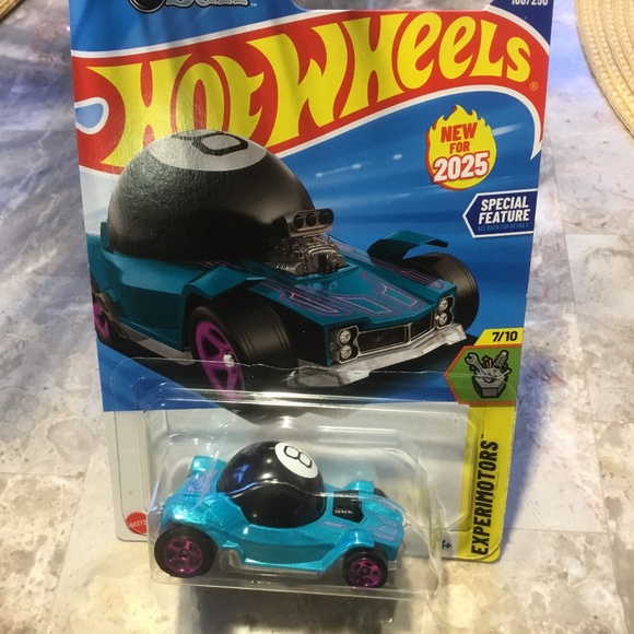 Magic 8 Ball Teal Car with purple rims NICE! - Picture 2 of 5